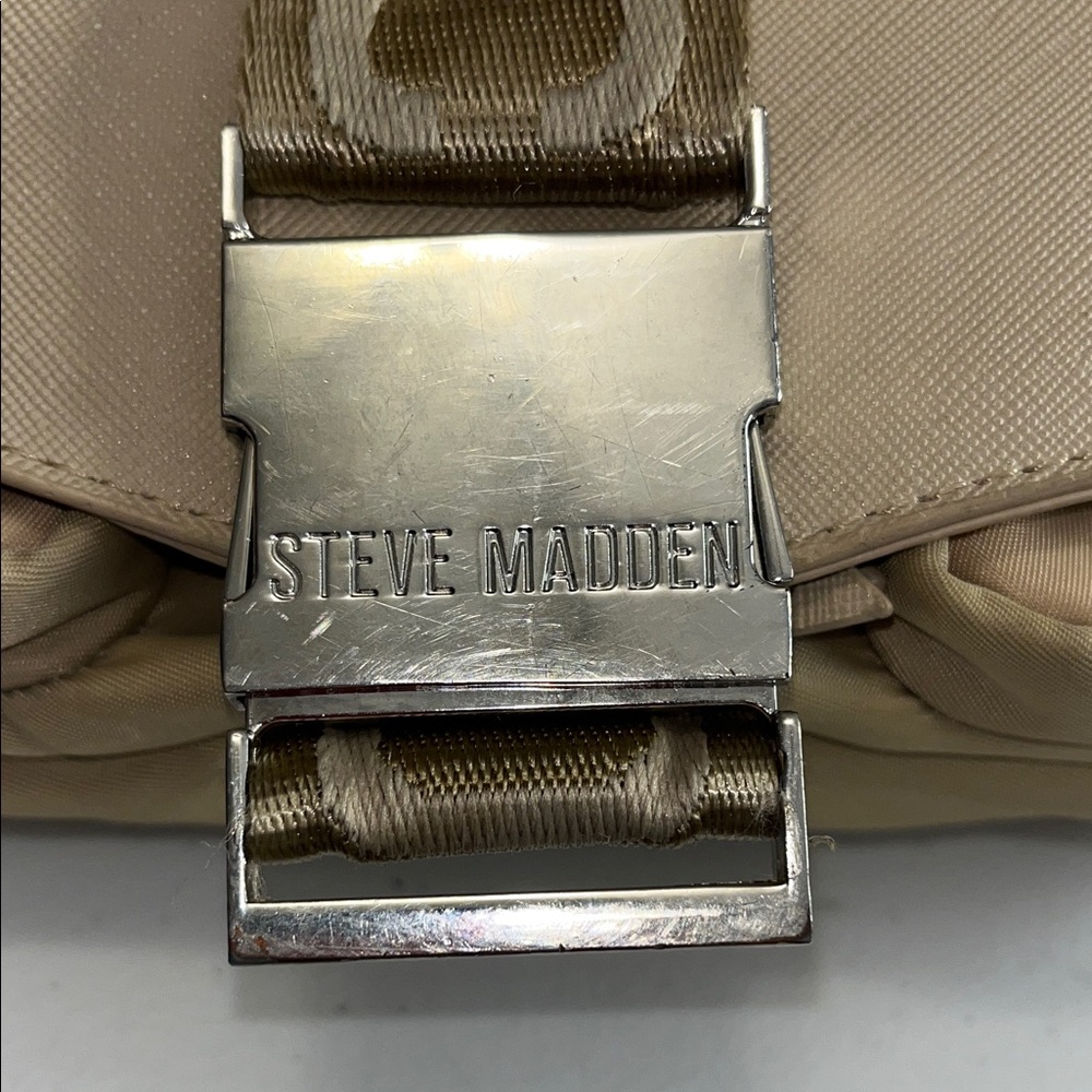 P0005.  Steve Madden Tan Crossbody Bag with Pouch - Picture 10 of 10
